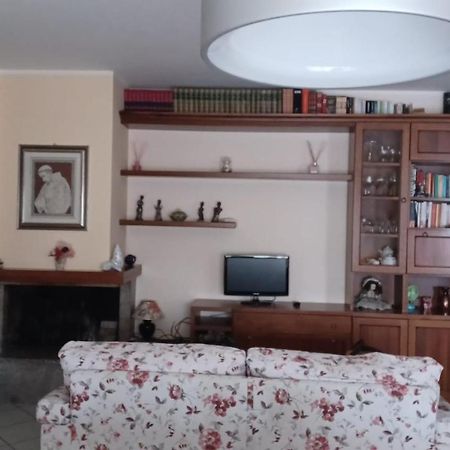 Appartamento Completo A Deruta Con 2 Camere Екстериор снимка